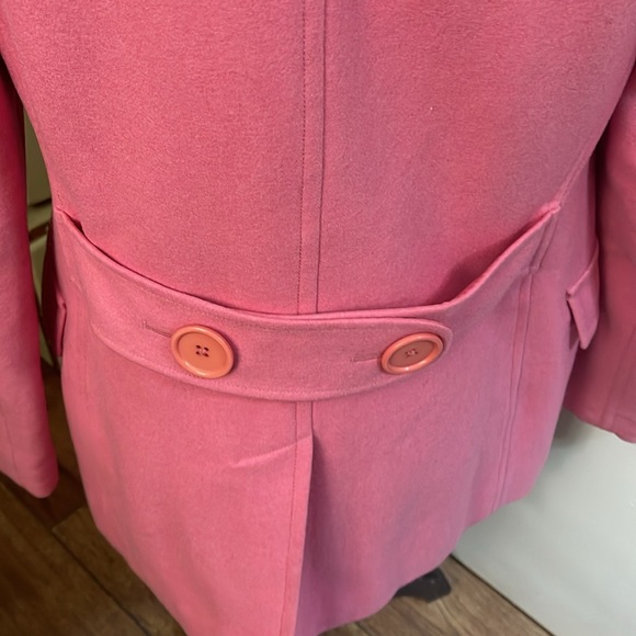 Coat - Picture 6 of 10